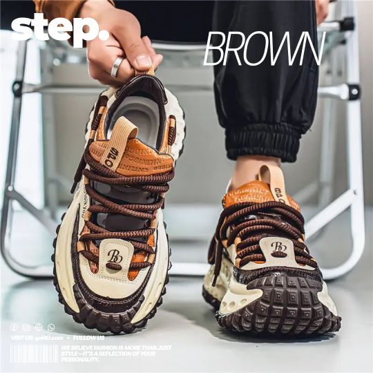 LIGHTWEIGHT SPORTS SHOES - Image 2