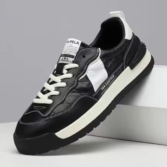 STUDENTS LIGHT BOARD SHOES