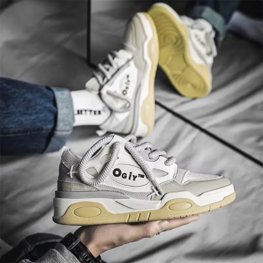 CASUAL SPORTS OUTDOOR SNEAKER